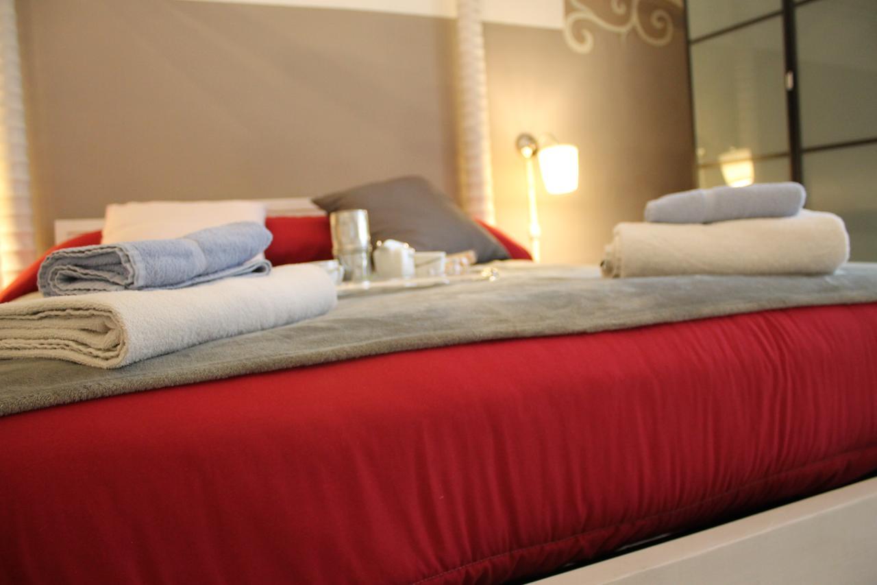 Bed and Breakfast Al 68 Di Piazza Cavour Napoli Esterno foto